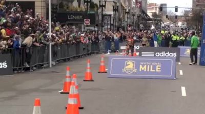 Anna Pierce, Marina Muncan and Treniere Moser throw down at 2011 Women's Boston Marathon BAA Road Mile Finish (Close finish)