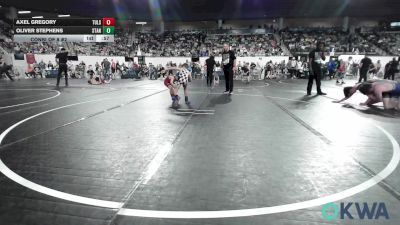 66 lbs Consi Of 8 #2 - Axel Gregory, Tulsa Blue T Panthers vs Oliver Stephens, Standfast