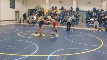 215 lbs Round 2 (4 Team) - Sean Renteria, San Antonio LEE vs Evan Garza, Schertz Clemens