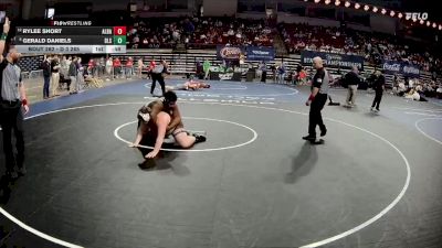 D 3 285 lbs 5th Place Match - Rylee Short, Albany vs Gerald Daniels, De La Salle