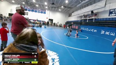 45 lbs Cons. Semi - Wesley Phillips, Camel Kids Wrestling vs Bennett Booth, Windy City Wrestlers