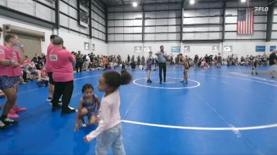 90 lbs Round 2 (3 Team) - Santino DeLeon, BLACKHAWK WRESTLING CLUB vs Logan Smith, EASTERN CAROLINA WRESTLING ACADEMY
