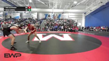 175 lbs Quarterfinal - Noah Jewell, Shawnee Mission East vs Noe Alvarado, Wichita-North HS