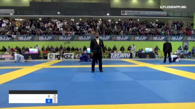 KAZUHIRO MYACHI vs HIDEYUKI YAMADA 2019 European Jiu-Jitsu IBJJF Championship