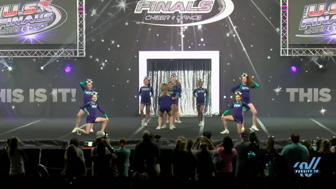 Arlington Dynamic Cheer - Teal Explosion [2018 Junior Prep - D2 - Small ...