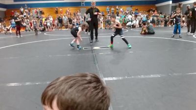60 lbs Quarterfinal - Ruby Hynick, Cobra Wrestling Club vs Emmett Israel, White Knoll