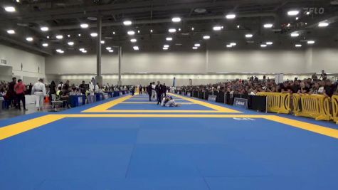 Replay: Mat 32 - 2024 World Masters IBJJF Jiu-Jitsu Champ | Aug 29 @ 9 AM