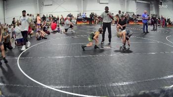 58/61 Round 3 - Caleb Slater, Royals vs Seth Curtiss, Roundtree Wreslting Academy