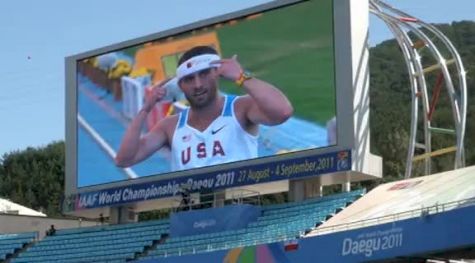 Alex Lohr headband slow-mo after Media 800