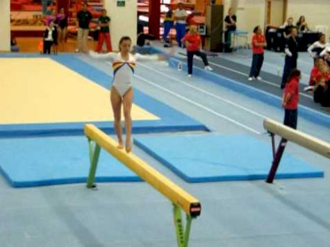 Catalina Ponor looks great on beam before 2011 World Championships