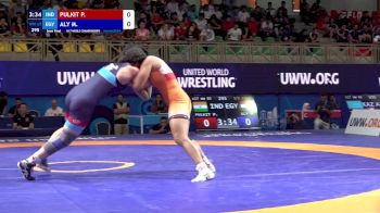 65 kg 1/2 Final - Pulkit Pulkit, India vs Maram ALY Ibrahim, Egypt