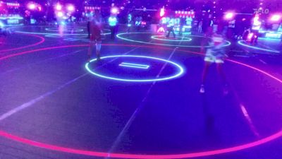 132 lbs Round Of 32 - Sean Marill, Unattached vs Brock Santa Maria, Chain Wrestling