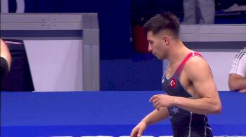 61 kg 1/8 Final - Nikolai Okhlopkov, Romania vs Suleyman Atli, Turkey