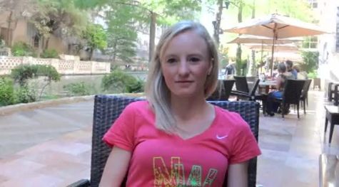 Shalane Flanagan and new training partner Kara Goucher