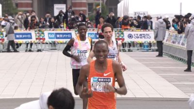 Dramatic Final Stretch In Men's Tokyo Marathon