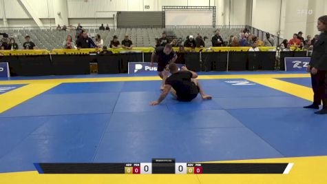 YGHOR DE HOLANDA IANINO vs EDUARDO MICAEL BASTEZINI 2025 World IBJJF Jiu-Jitsu No-Gi Championship