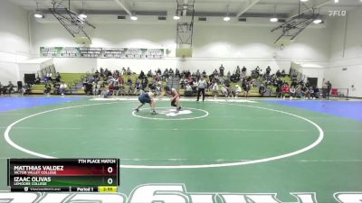 149 lbs 7th Place Match - Izaac Olivas, Lemoore College vs Matthias Valdez, Victor Valley College