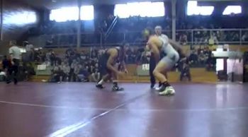 220 lbs semi-finals Ryan Rigney vs. Shaquille Reed