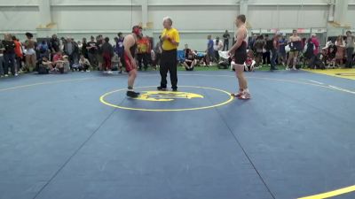 E-220 lbs Consi Of 8 #1 - Wyatt Marentette, MI vs Connor Lindsey, PA