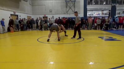 215 lbs R-32 - Kendahl Hoare, DuBois vs Brody Cottrill, Linsly School-WV