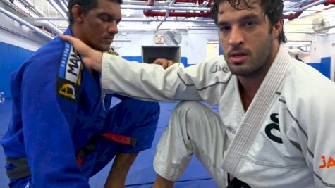 Cross-Collar Choke From Butterfly Guard by Gregor Gracie