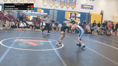126 lbs Finals (8 Team) - Alejandro Toro, Somerset vs Tyler White, Lake Gibson