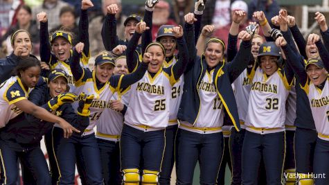 Sierra Lawrence Hits Clutch Two-Run Home Run for the Win