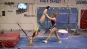 Lock & Hop: IGI Teaches How To Train The Perfect Handstand