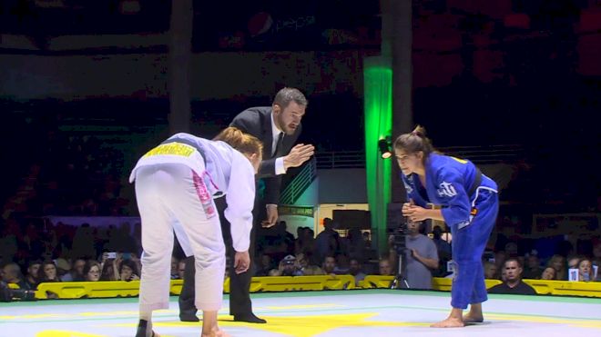 Mackenzie Dern Beats Rossie Snow At Fight To Win Pro 4 In Only 15 Seconds!