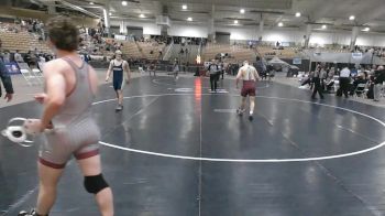 A 215 lbs Semifinal - Houston Retting, Eagleville High School vs Pete Laxton, Soddy Daisy High School
