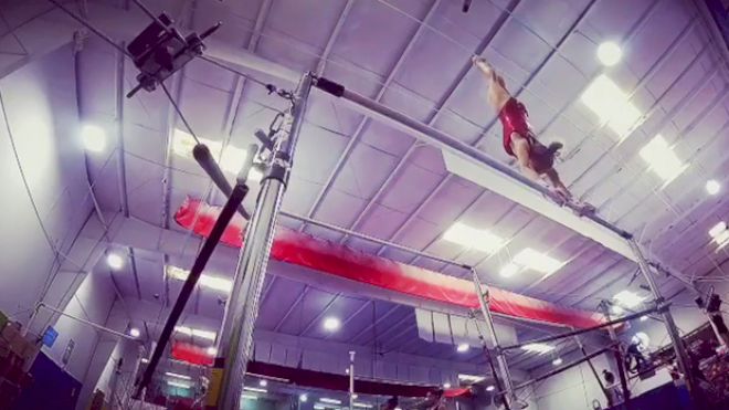 Watch Ashton Locklear's Brilliant Releases From Under The Bar