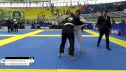 MICHELLE PINHEIRO ESTEVES AZEVED vs CLÁUDIA VIRGINIA SANTANA GEDEAO 2023 Brasileiro Jiu-Jitsu IBJJF