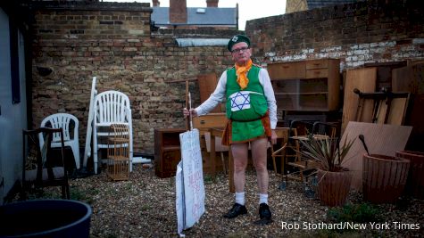 The Priest Who Tackled Vanderlei De Lima In 2004 Is Still Mad At Him