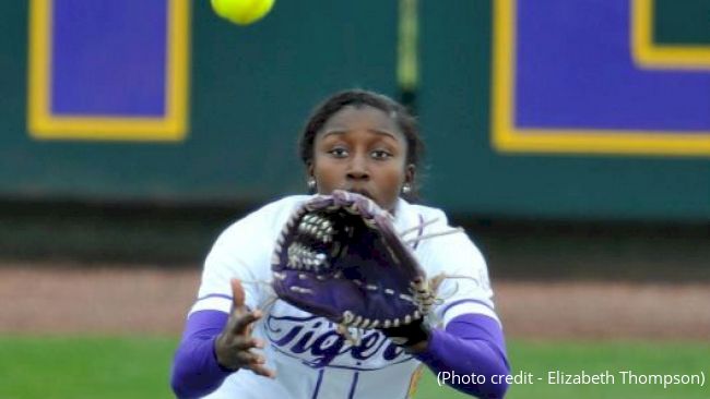 A.J. Andrews Becomes the First Woman to Receive Rawlings Gold Glove -  FloSoftball