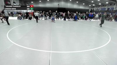 120 lbs Champ. Rd Of 32 - Holden Townsley, Nebraska vs London Ortiz, Iowa