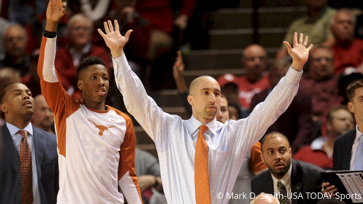 Texas Hooks Another To Accent Big Week