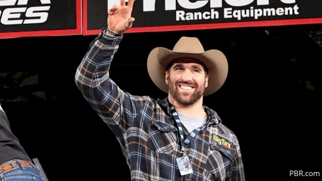 Former NFL Star Jared Allen's Bull Riding Team is Taking PBR by Storm -  FloRodeo