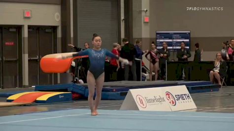 Saki Yoshida - Floor, Gadbois