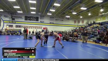 JV-31 lbs Round 1 - Wyatt Wolter, Williamsburg vs Wes Devaney, West Delaware, Manchester