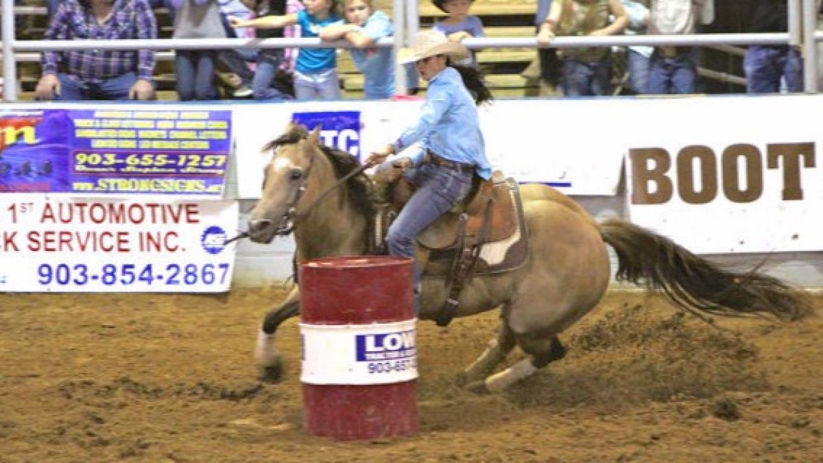 Aubrey Barrel Racer At Top Of San Antonio Stock Show Rodeo Leaderboard