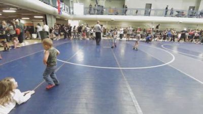 38.8-39 lbs Champ. Round 1 - Evangelina Garcia, Stallions Wrestling Club vs Emory Harris, Champions Wrestling Club