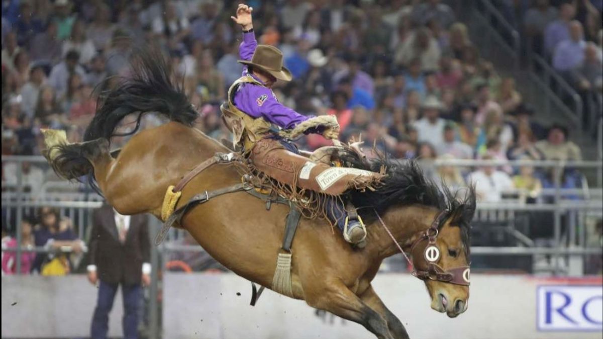 Top Athletes Leave NRG Stadium With 2017 Champion Titles And $50,000