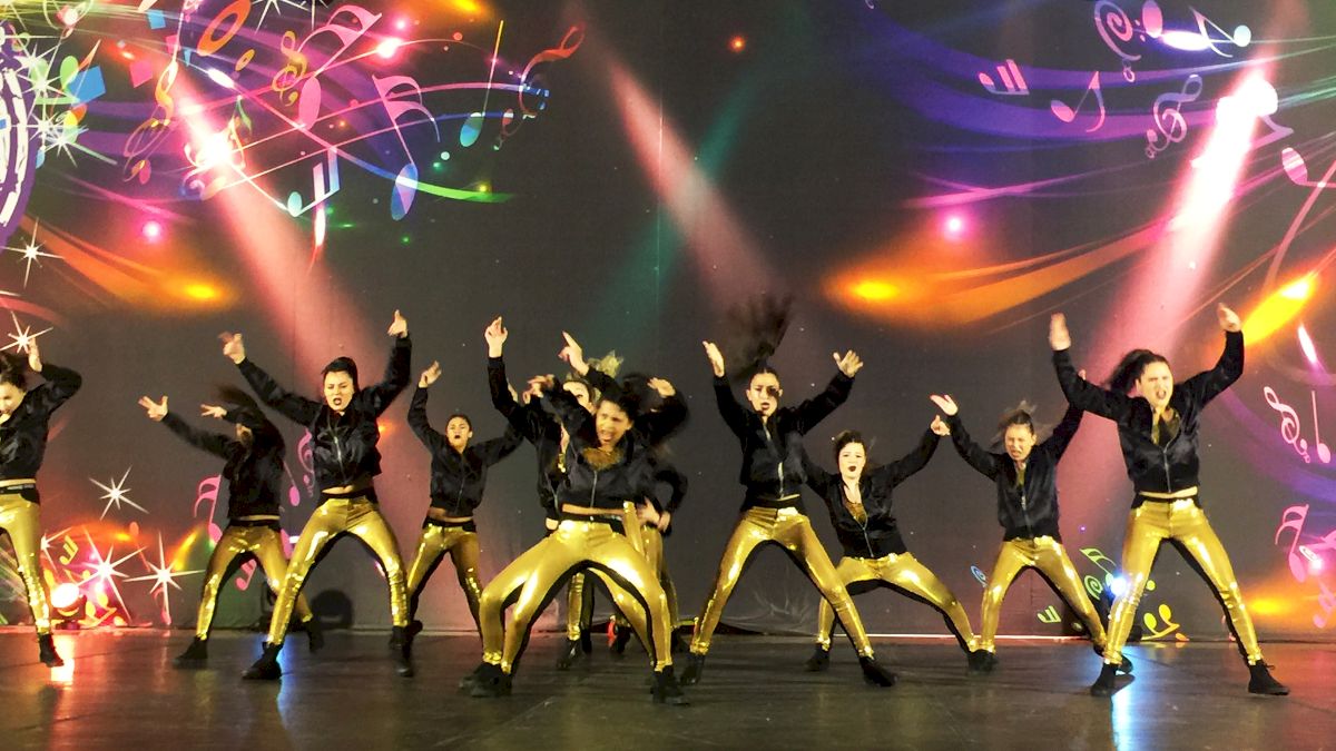 Dance Teams Get Their 'Groove' On in Myrtle Beach
