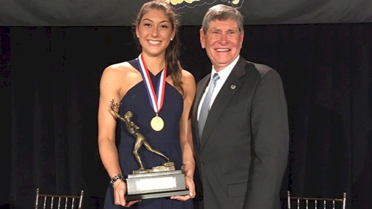Wisconsin Setter Lauren Carlini Wins 2017 AAU Sullivan Award
