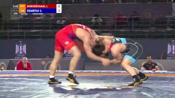 74 kgs Semifinal - Iakub Shikhdzhamalov (ROU) vs Soner Demirtas (TUR)