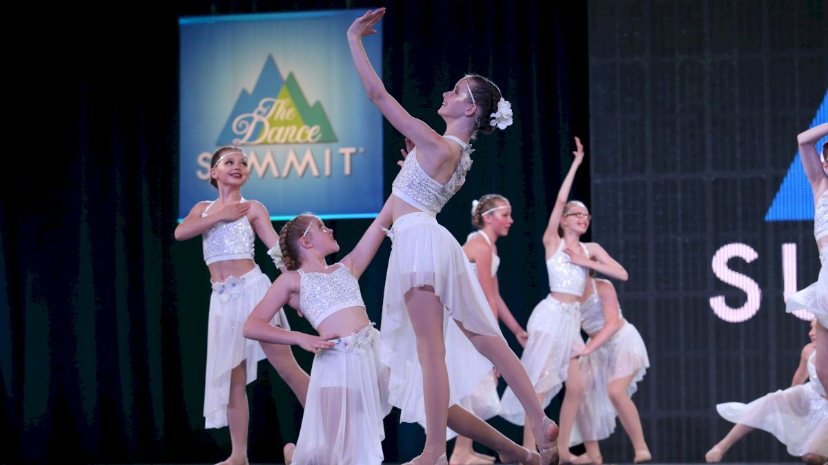 The Dance Summit Finals Are Underway! Varsity TV