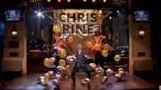 Chris Pine Sings A Lot And SNL Loves it