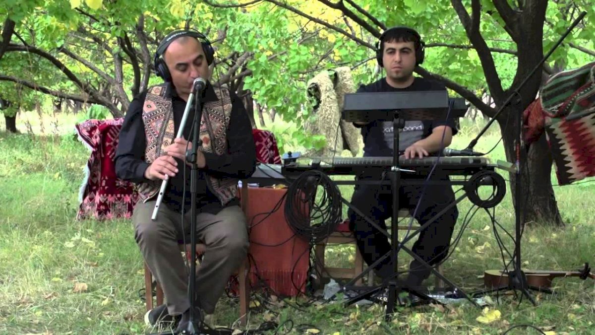 Live Looping In Armenia With Garegin Araqelyan