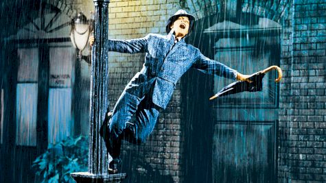 #MondayMornings: The Rain's A Great Place To Sing!