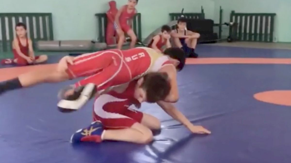 Russian Youngster In Crazy 30-Second Scramble